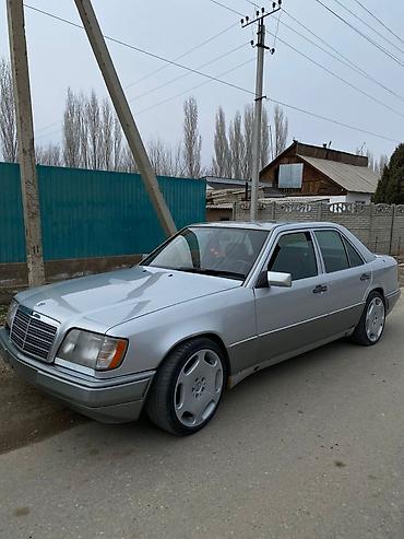 Mercedes-Benz: Mercedes-Benz W124: 1993 г., 3.2 л, Механика, Бензин, Седан — 10