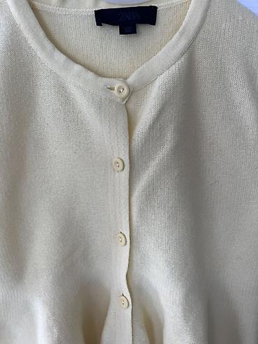 softshell jakna: ZARA ženska kratka kardigan-majica na dugmad - Brend: ZARA - — 3