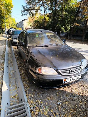 аванье: Toyota Avensis: 2001 г., 1.6 л, Бензин, Седан — 1