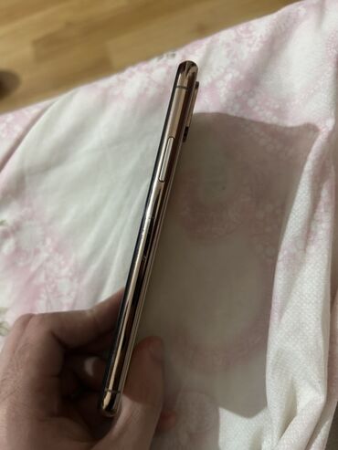 Apple iPhone: IPhone Xs, 256 GB, Qızılı, Face ID — 8