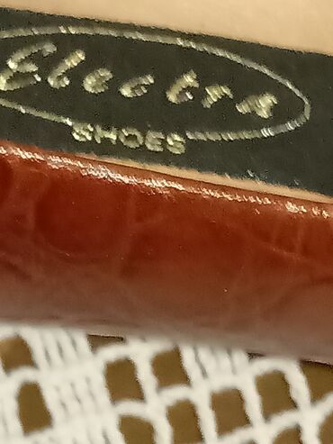 Salonke: Salonke, 37 — 9