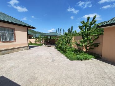 Günlük kirayə evlər: 100 kv. m, 3 otaqlı — 7