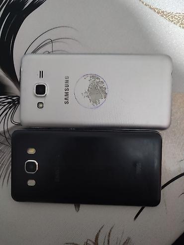 mi 11 lite ne: Два смартфона Samsung (кнопка «Домой», 2 сенсорные клавиши — 2