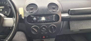 Volkswagen: Volkswagen Beetle - New (1998-Present): 1.6 l. | 2002 έ. Χάτσμπακ — 8