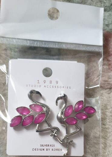 Minđuše: Minđuše na šraf, Chanel, Materijal: Hirurški čelik — 10