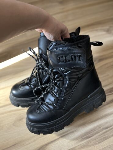 air max bw black: High boots, 39