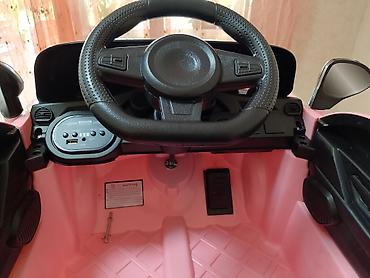 laptop za decu igracka: Dečiji električni auto – rozi “Super Car” (stil Audi RS8) - Pogon na — 8