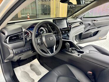 Toyota: Toyota Camry: 2021 г., 2.5 л, Автомат, Бензин, Седан — 10