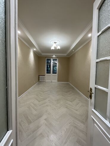 ленинское квартиры: 3 комнаты, 73 м², Сталинка, 2 этаж