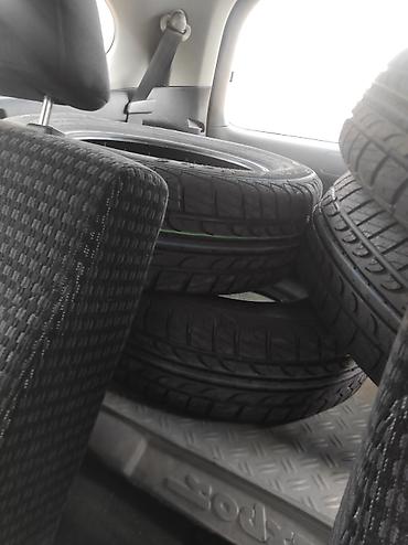 Унаа сатуу: Honda Stream: 2003 г., 2 л, Кол менен иштөөчү, Бензин, Хетчбек — 3