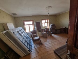 Kommersiya daşınmaz əmlakının satışı: Zaqatalada geniş həyətyanı sahəsi olan fərdi yaşayış evi - 2 — 5