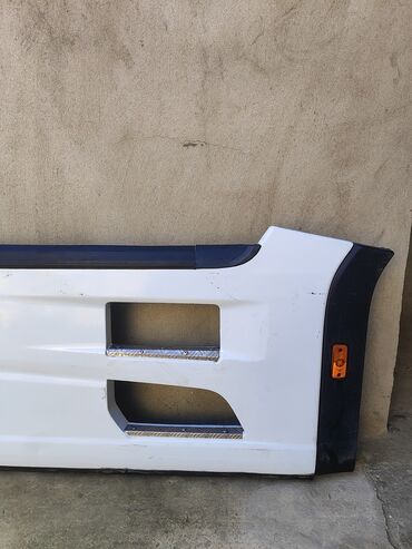 Digər avtomobil ehtiyat hissələri: FORD F-MAX yan spoyler. tək satilir 
Qiymətdə razılaşmaq olar !! — 2