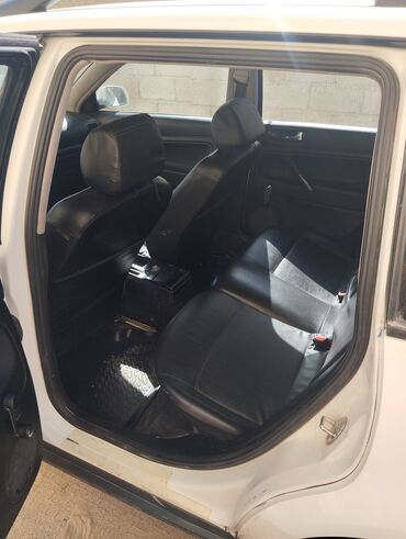 Volkswagen: Volkswagen Passat: 1998 г., 1.8 л, Механика, Бензиновая, Универсал at lalafo.kg — 8 Volkswagen: Volkswagen Passat: 1998 г., 1.8 л, Механика, Бензиновая, Универсал — 8