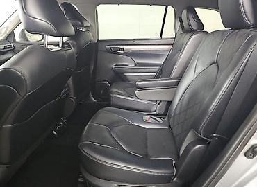 Toyota: Toyota Highlander: 2021 г., 2.5 л, Автомат, Бензин, Кроссовер — 11