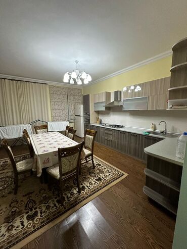 Продажа домов: Таунхаус, 210 м², 5 комнат, Агентство недвижимости, Косметический ремонт at lalafo.kg — 8 Продажа домов: Таунхаус, 210 м², 5 комнат, Агентство недвижимости, Косметический ремонт — 8