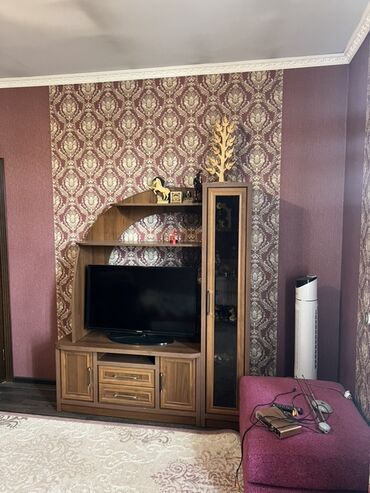 Продажа домов: Дом, 200 м², 10 комнат, Агентство недвижимости at lalafo.kg — 8 Продажа домов: Дом, 200 м², 10 комнат, Агентство недвижимости — 8