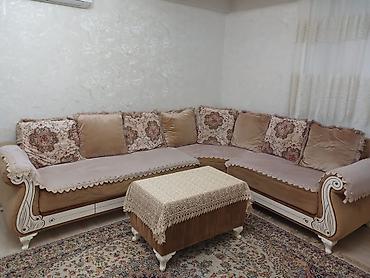 Künc divan və pufik dəsti satılır. - Rəng: bej/şabalıd tonları - lalafo.az -da Künc divan və pufik dəsti satılır. - Rəng: bej/şabalıd tonları -