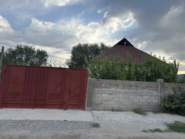 дом в покровке: Дом, 200 м², 5 комнат, Собственник, Старый ремонт