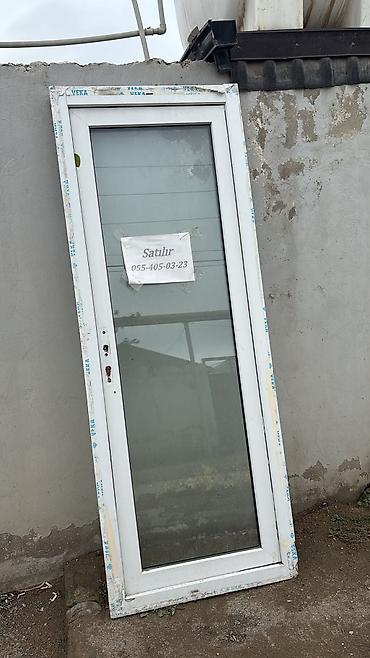 PVC şüşə qapı - Material: ağ PVC profil (VEKA markalı lent qalığı