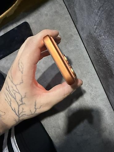 2 ci el 17 pro: IPhone 17 Pro, 256 GB, Qızılı, Face ID — 3