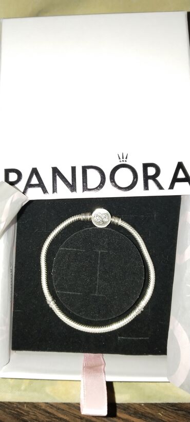 srebro original: Original Pandora narukvica, dobijena na poklon, nenošena,17cm