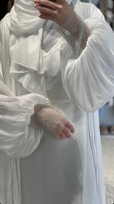 вечернее платье белое: Кече көйнөгү, Узун модель, S (EU 36), M (EU 38), L (EU 40)
