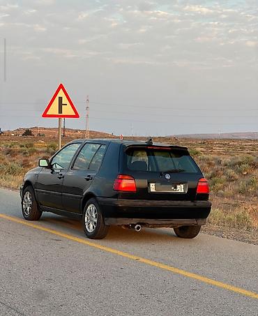 golf maşını: Volkswagen Golf: 1.8 l | 1997 il Hetçbek — 4