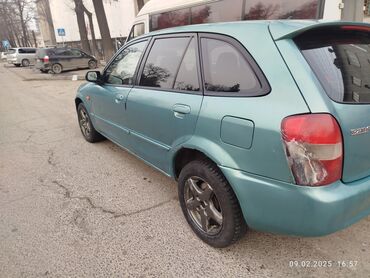 китайский автомобил: Mazda 323: 2002 г., 1.6 л, Механика, Бензин, Хэтчбэк