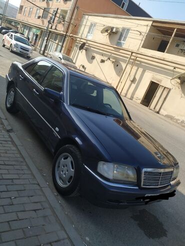 naxçıvan maşın elanları 2022: Mercedes-Benz C 200: 2.2 l | 1994 il Sedan