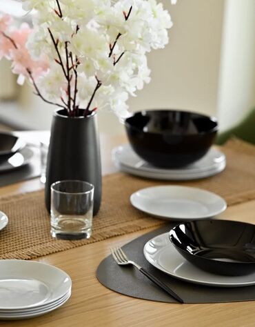 садовые тележки: Набор столовой посуды в современном стиле, черно-белая гамма. Состав