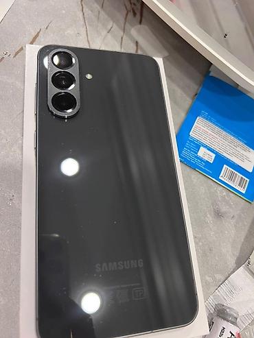 nokia e52: Samsung Galaxy A55 5G (SM-A556E/DSN), графитовый цвет - Память: 8 ГБ — 3
