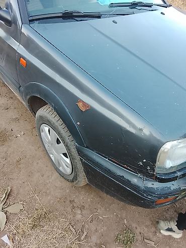 Volkswagen: Volkswagen Vento: 1992 г., 1.8 л, Седан — 3