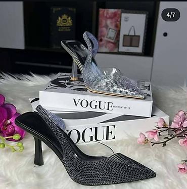 Salonke: Elegantne ženske cipele na štiklu – više modela i boja Dostupni — 48