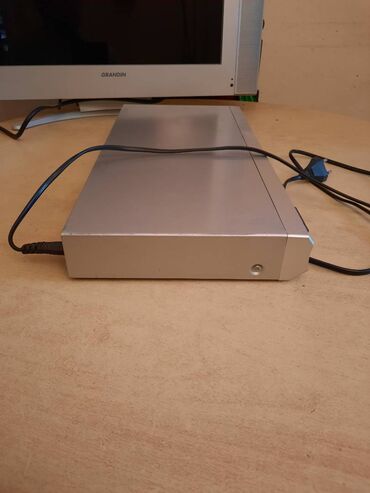 DVD i Blu-ray plejeri: Dvd Pioneer sa daljinskim. Ispravan,dugme na dvd u za otvaranje na lalafo.rs — 2 DVD i Blu-ray plejeri: Dvd Pioneer sa daljinskim. Ispravan,dugme na dvd u za otvaranje — 2