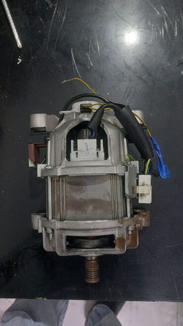 Kombi təmiri: Xidmət: Kombilərin təmiri və yuyulması Təkliflər: - Kombi-radiator -da lalafo.az — 4 Kombi təmiri: Xidmət: Kombilərin təmiri və yuyulması Təkliflər: - Kombi-radiator — 4