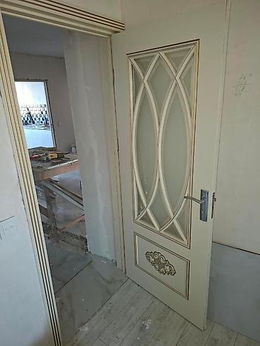 Avropa ev qapıları 5 ədəddir Möhkəm ağırbahalı qapılardır biri 150az lalafo.az -da Avropa ev qapıları 5 ədəddir Möhkəm ağırbahalı qapılardır biri 150az