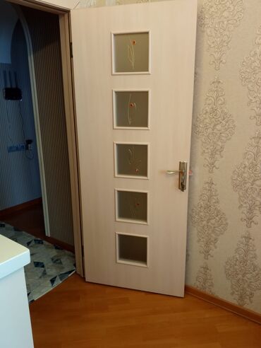 qapi zamoku qiymeti: 3eded var zamoklari açılmayıb heç yenu kimidi