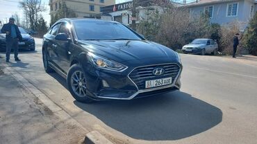 7местный авто: Hyundai Sonata: 2018 г., 2 л, Автомат, Газ, Седан