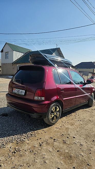 Honda: Honda Logo: 2000 г., Хэтчбэк — 5