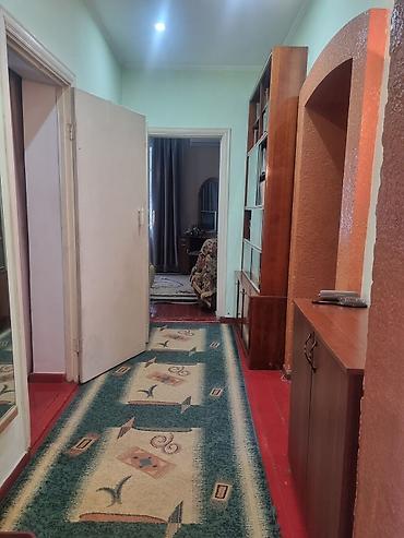 для лошадей: Продается дом с участком 7 соток. По ул.Коммунаров. 2 ОСТАНОВКИ от — 9
