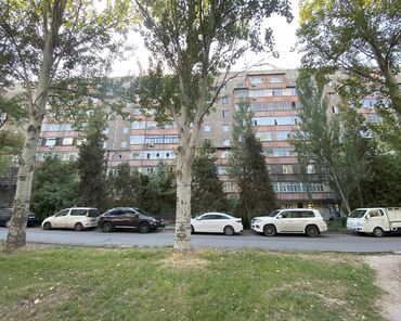долгосрочная аренда квартира восток 5: 3 бөлмө, 80 кв. м, 105-серия, 8 кабат