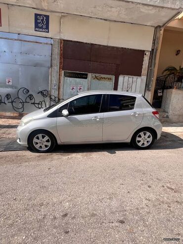 Toyota: Toyota Yaris: 1.4 l. | 2014 έ. Χάτσμπακ — 2