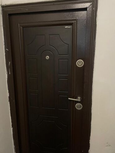 Kilid ustası xidmətləri: Xarici qapıların təmiri və defarmasiyası zamokların təmiri və — 9