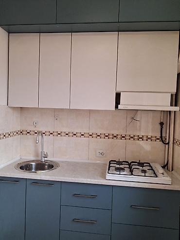 Долгосрочная аренда комнат: Сдается 1 комнатная квартира со всеми удобствами. Район:Нижний Джал — 4