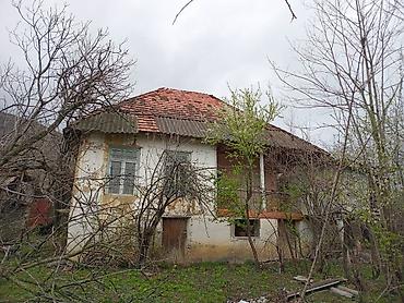 heyetler: Oğuz, 68 kv. m, 2 otaqlı, Qaz, Su, Telefon — 2