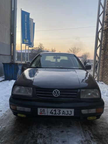 фольцваген джета: Volkswagen Vento: 1994 г., 1.8 л, Механика, Газ, Седан