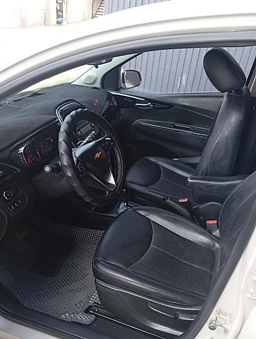 Chevrolet: Chevrolet Spark: 2018 г., 1 л, Автомат, Бензин, Хэтчбэк at lalafo.kg — 4 Chevrolet: Chevrolet Spark: 2018 г., 1 л, Автомат, Бензин, Хэтчбэк — 4