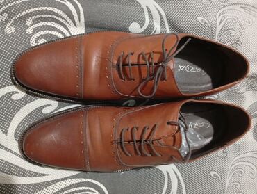 Botinkalar: Klassik kişi ayaqqabısı – Saray Shoes - Model: Kap-toe Oksford -