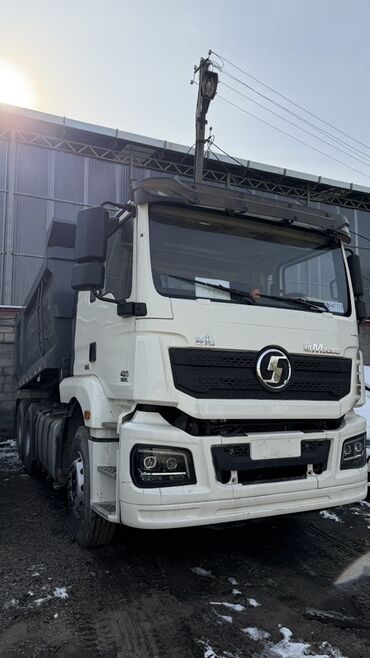 сельхоз камаз с прицепом: Жүк ташуучу унаа, Shacman, Стандарт, Колдонулган