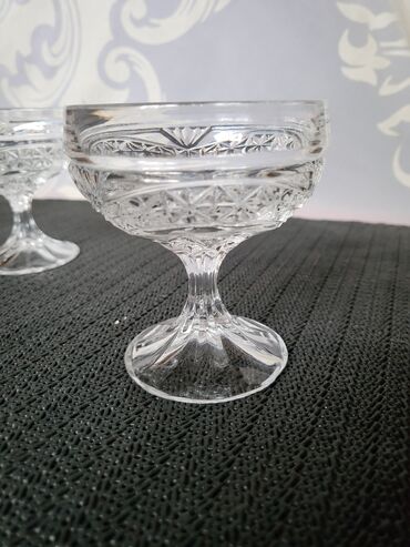 Čaše: Casice kristal Zajecar za zestoko pice iz 70ih. Casice su perfektne ( — 11